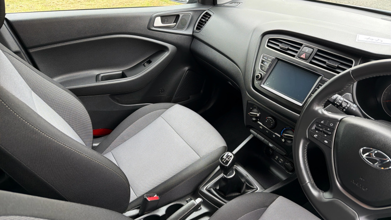 Hyundai i20 1.0 T-GDi Play 5dr Petrol Hatchback